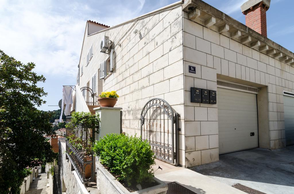 Apartment Mala Ana ドゥブロブニク エクステリア 写真