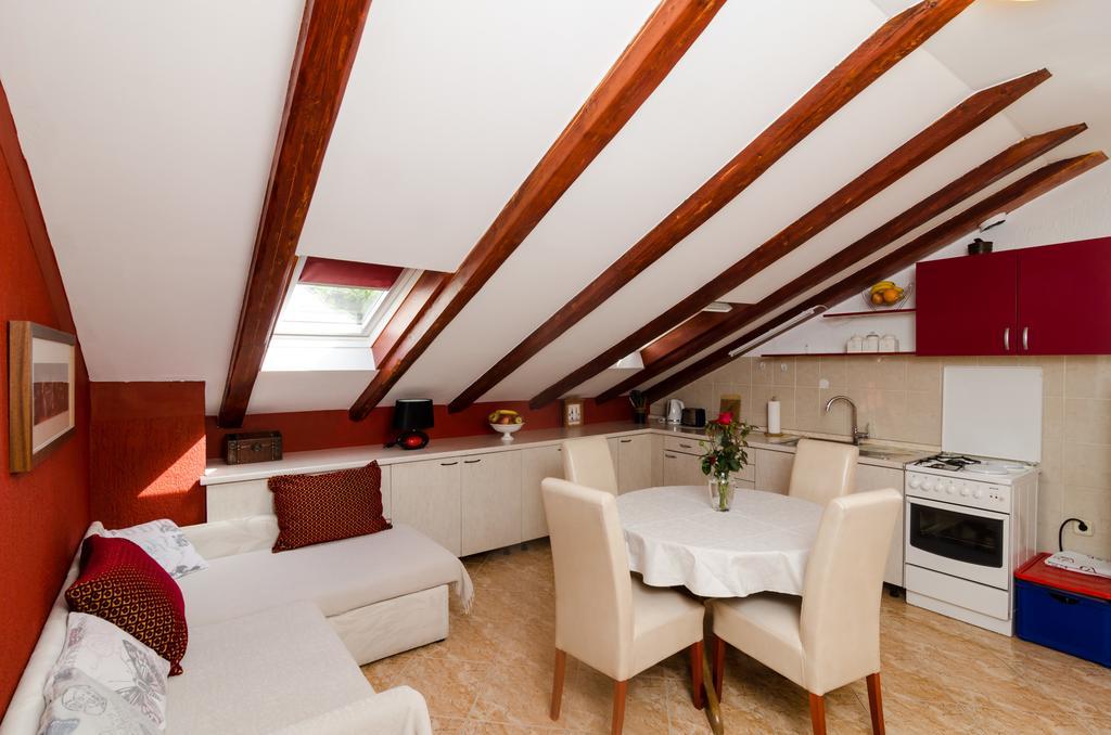 Apartment Mala Ana ドゥブロブニク 部屋 写真